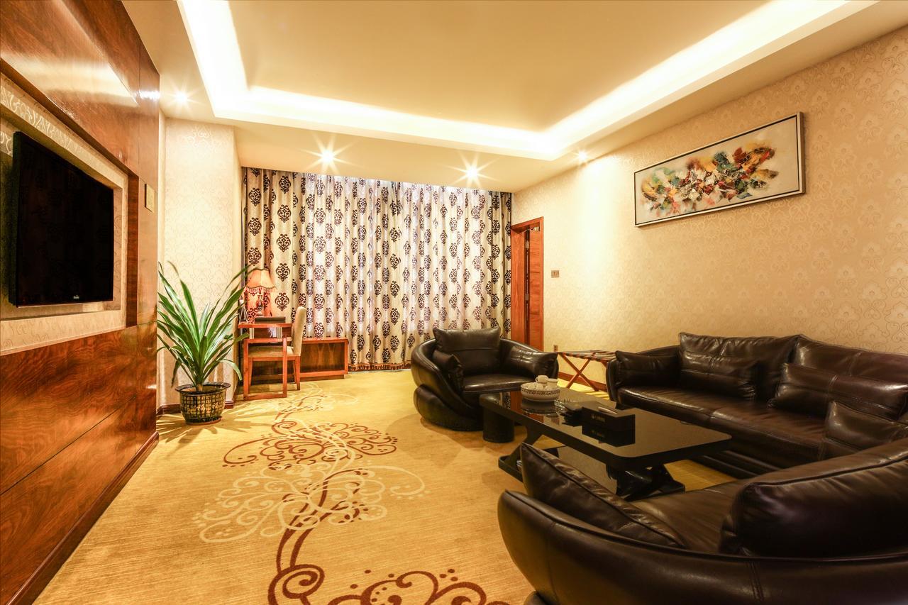 Oubon International Hotel Canton Extérieur photo