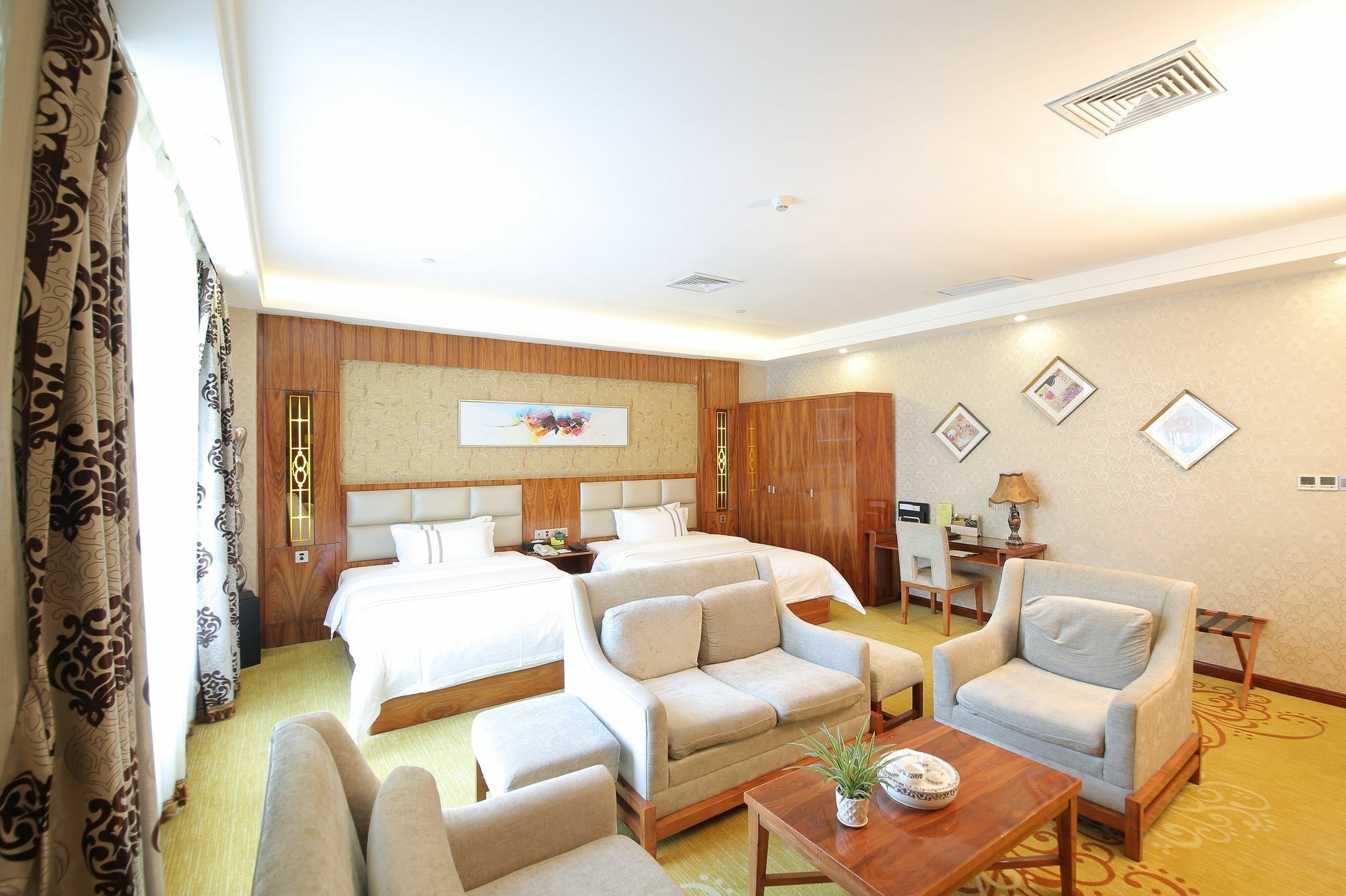 Oubon International Hotel Canton Extérieur photo